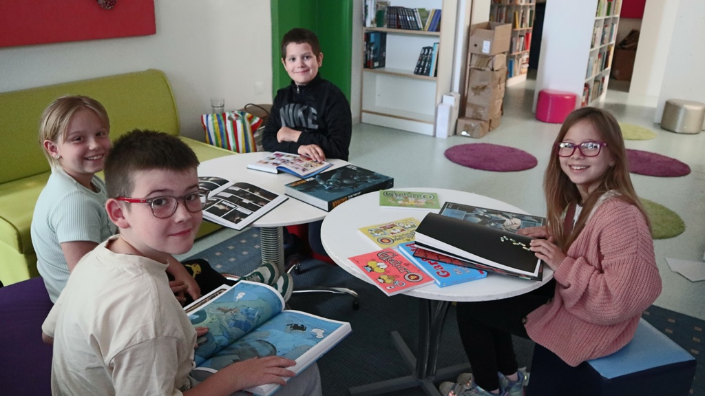 Batman i drugi strip-junaci na policama školske knjižnice